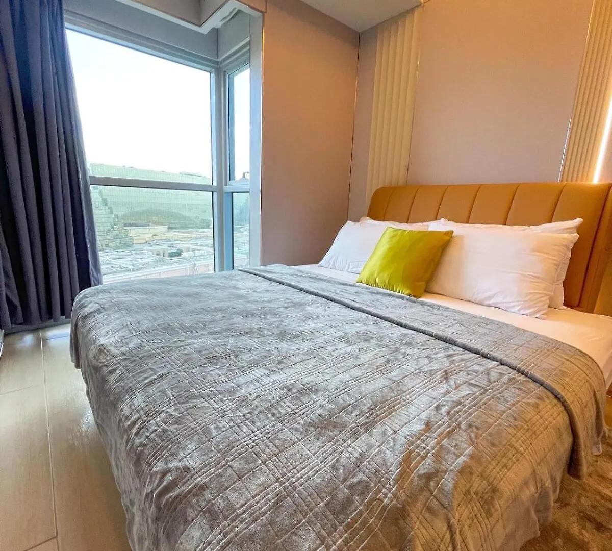 Luxury 1Br Across Okada, Solaire Apartment Manila 0*,  Philippines
